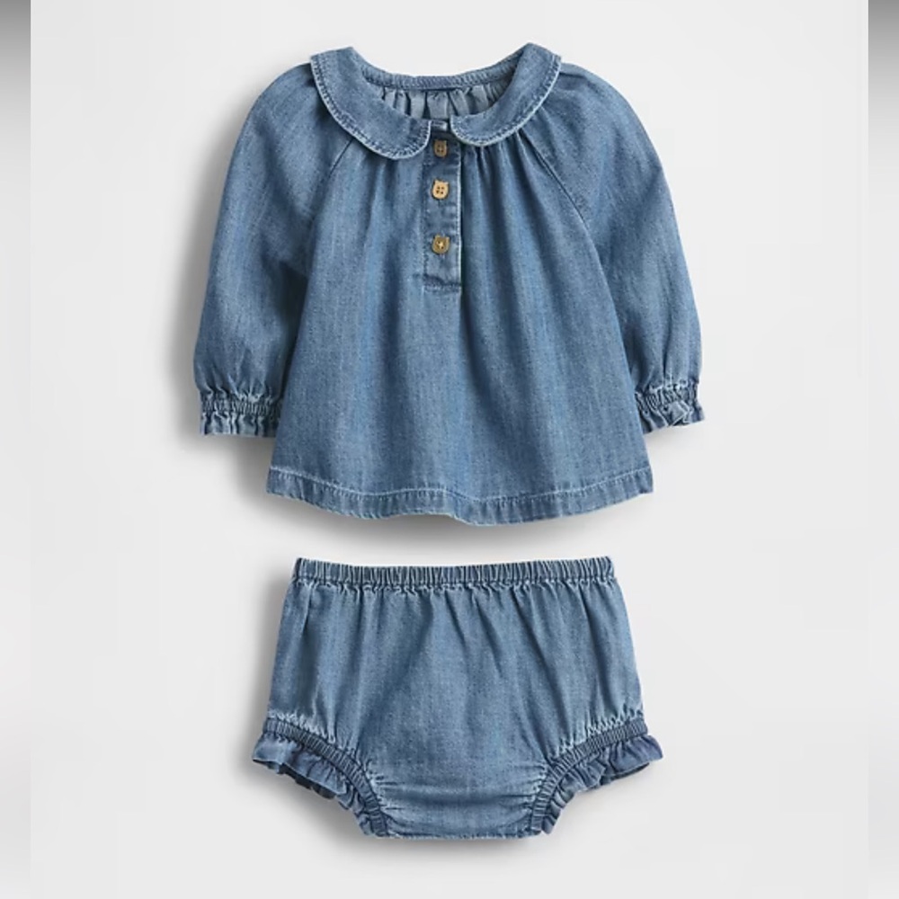 GAP baby chambray bubble top and bloomer set.